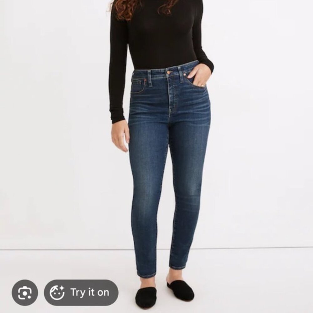 Madewell Curvy High-Rise Skinny Jeans in Dark Blue denim